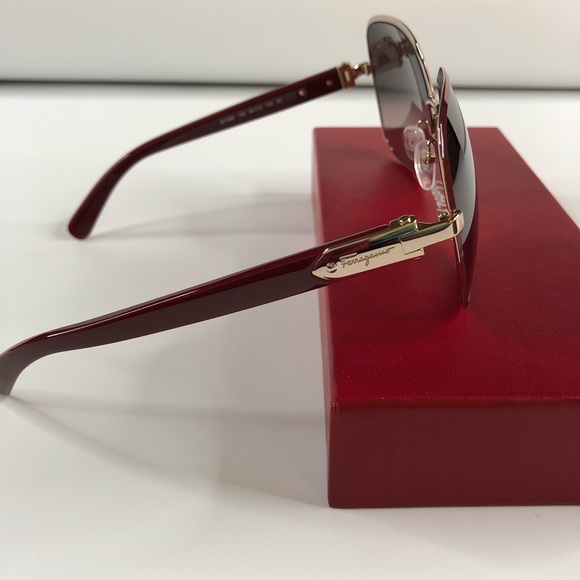Salvatore Ferragamo Authentic Women’s Bordeaux Oversized Sunglasses ~ Brand New! - Picture 7 of 9